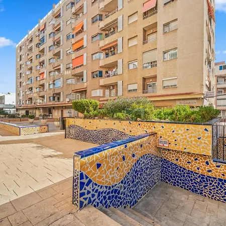A 199m De La Playa * Torrevieja